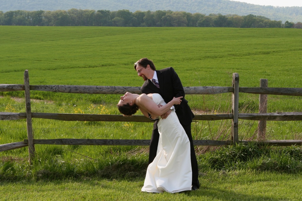 2010/04(April)/Lindsay Andrew Wedding/1024x768_2010-04-23-051 Lindsay-Andrew Wedding.jpg